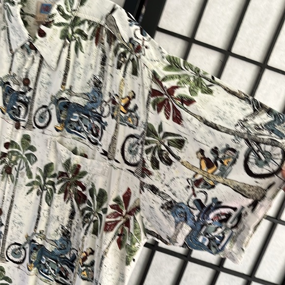 AVI COLLECTION BY KAHALA HAWAIIAN ISLANDS XL short sleeve button down - Picture 3 of 9